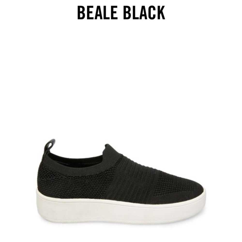❌SOLD Steve Madden Black Beale sneakers